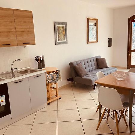 Pula Sweet House Apartment Bagian luar foto